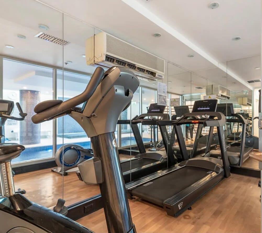 Glenelg Oasis, Pool, Gym, Spa & Sauna, Free Parking, City Views Extérieur photo