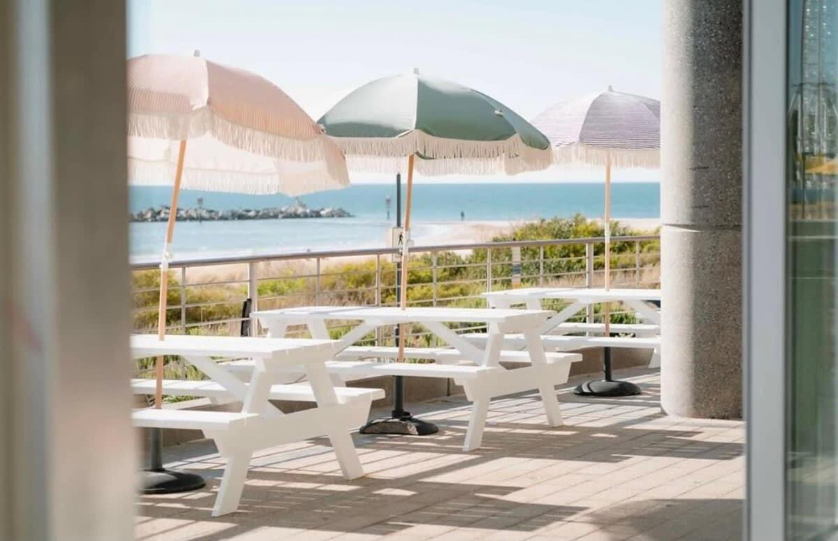 Glenelg Oasis, Pool, Gym, Spa & Sauna, Free Parking, City Views Extérieur photo